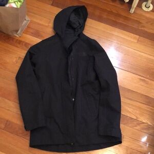 Like new black the north face womens S/P jacket waterproof shell cinch waist